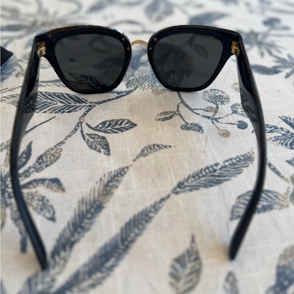 Dolce & Gabbana Authentic Crossed Sunglasses - Picture 3 of 8